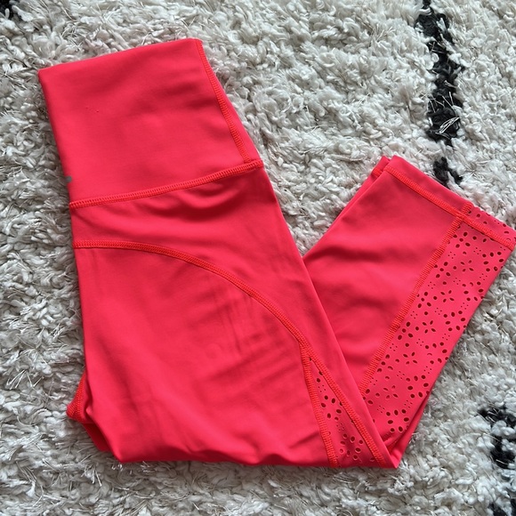 Aerie Cropped Workout Leggings - Picture 2 of 13